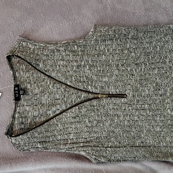 U2B zip gray knit mini dress - Picture 2 of 3
